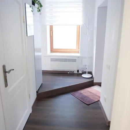Romantic New 1 Bedroom Location Апартаменти