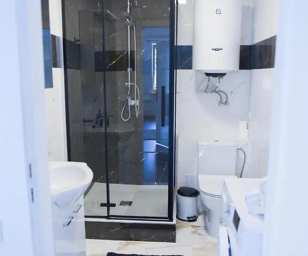 Romantic New 1 Bedroom Location